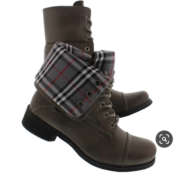 Brand new SoftMoc Battista Grey/Plaid Combat Boots - Picture 2 of 7